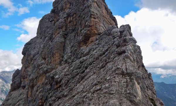 Cimon delle Tempie 2279 m – Cima Savalon 2132 m – Cima Settimana 2125 m – Spigolo Sud-Est e traversata per cresta